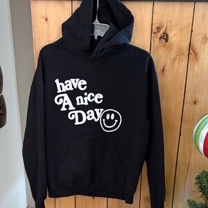 Have a Nive Day! Black Hoodie with Graphic Print